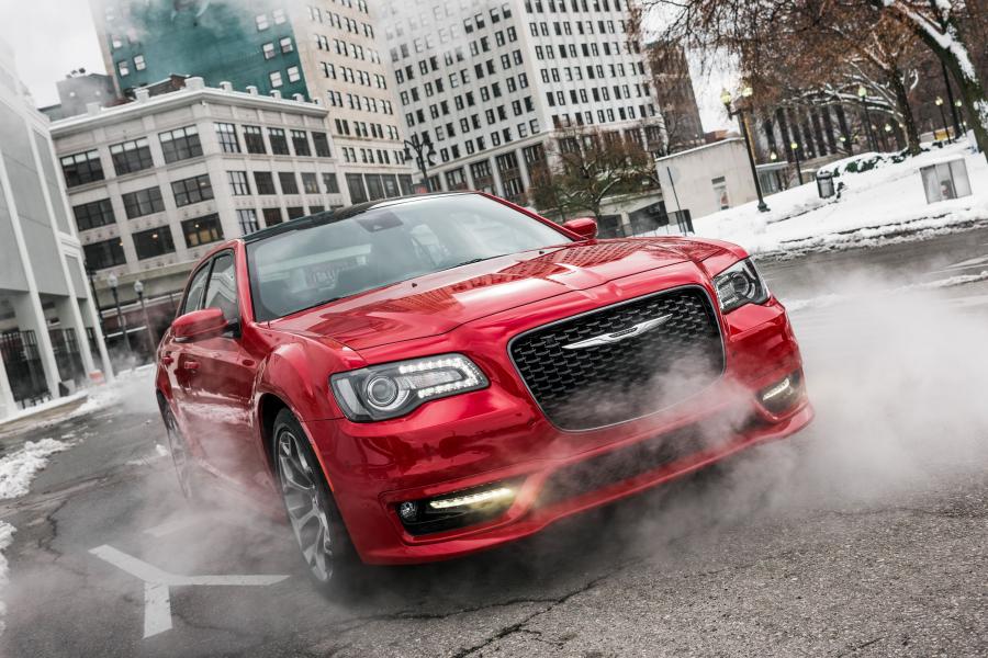  Chrysler 300S Sport Appearance Package (LX2) 2016 года  (фото 6 из 27)